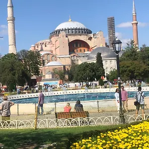Bachos Sultanahmet Hotel