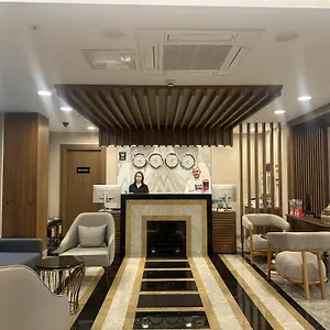 4* Hotel Sapphire